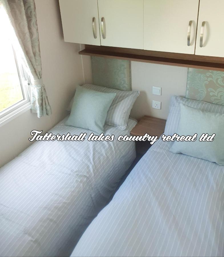 Tattersall Lakes Country Retreat Villa Dogdyke Buitenkant foto