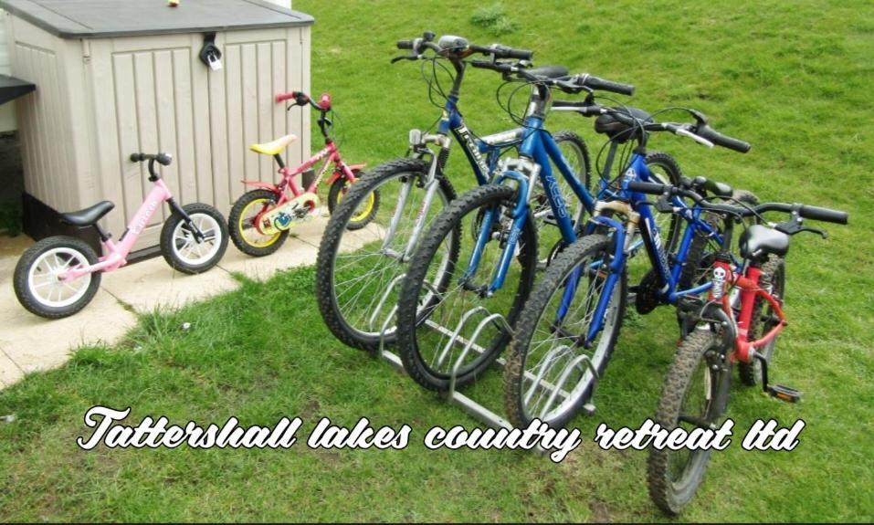 Tattersall Lakes Country Retreat Villa Dogdyke Buitenkant foto